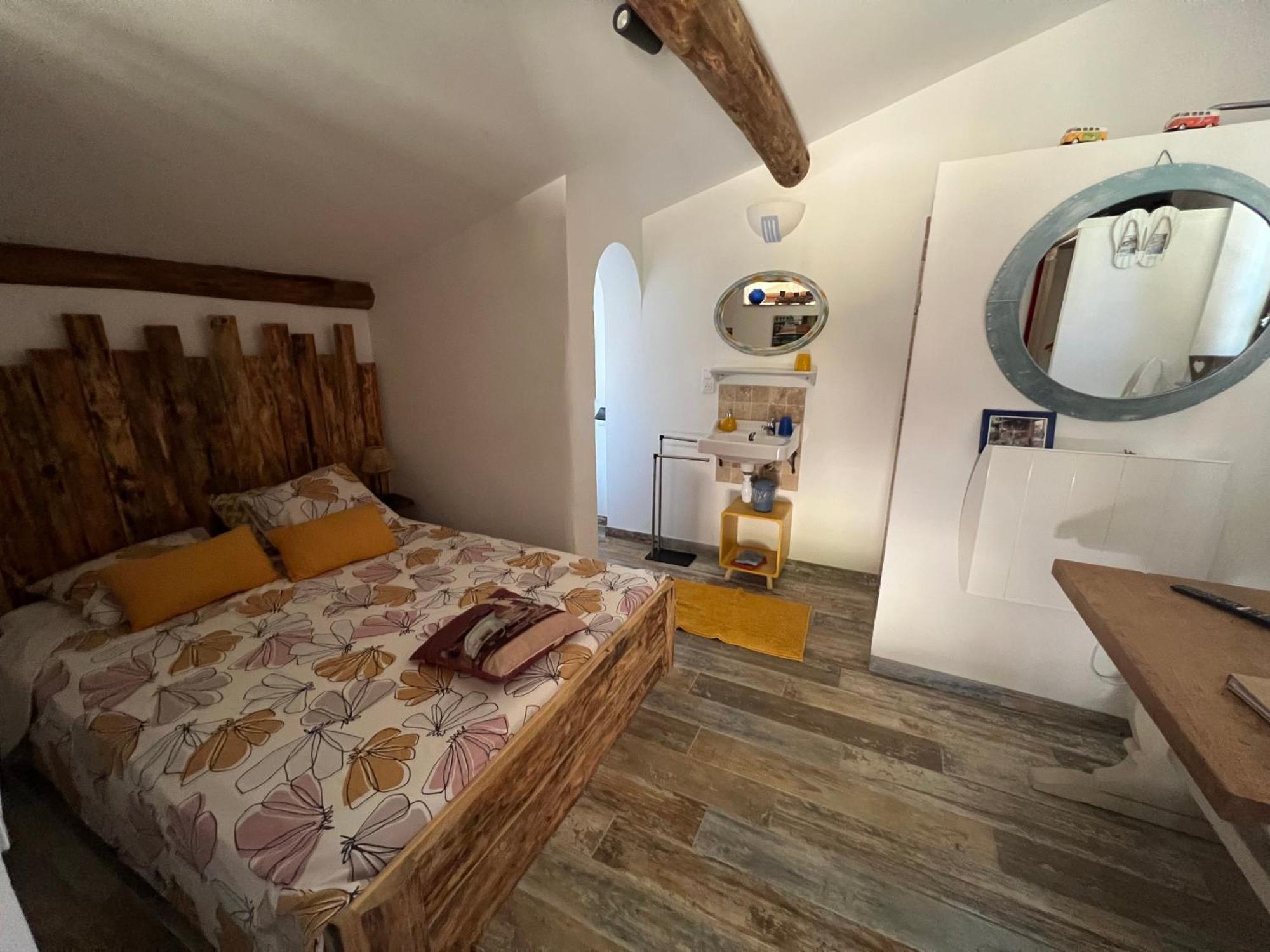 Bastide Des Hesperides Apartment Flayosc Bagian luar foto