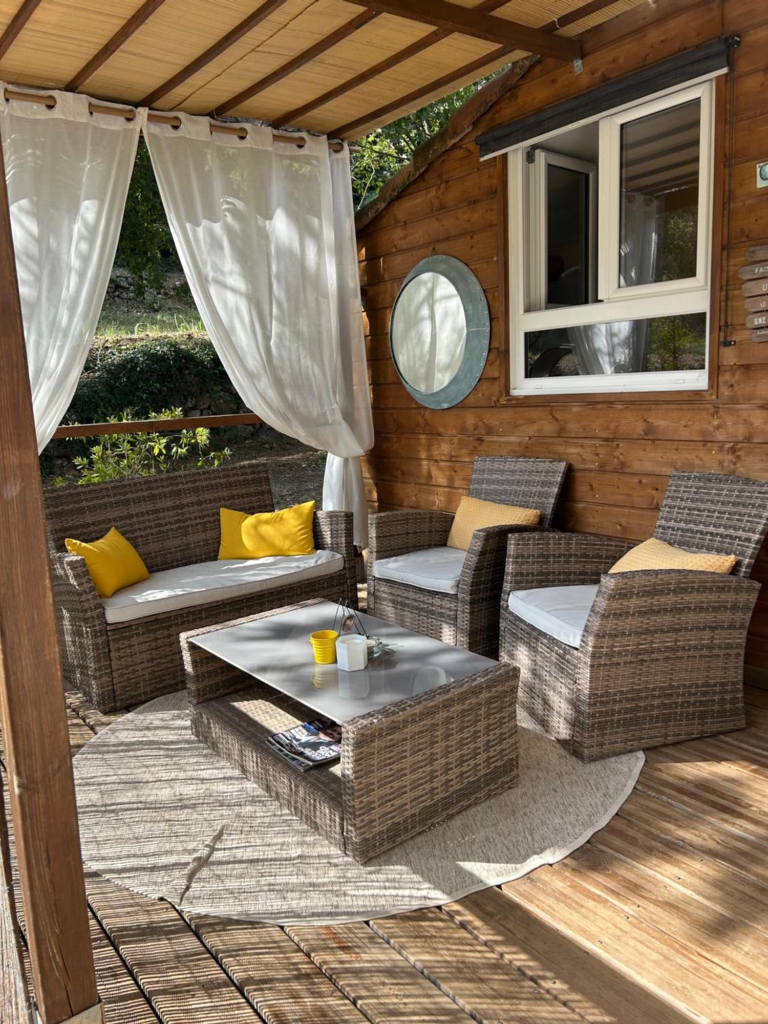 Bastide Des Hesperides Apartment Flayosc Bagian luar foto